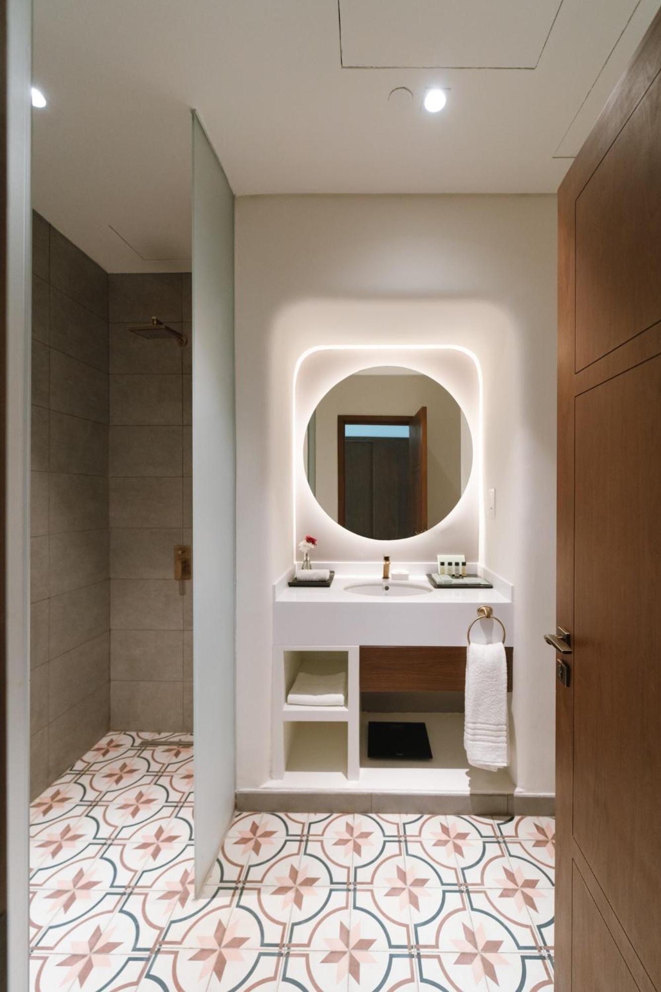 Mina And Residences By The Torch فندق